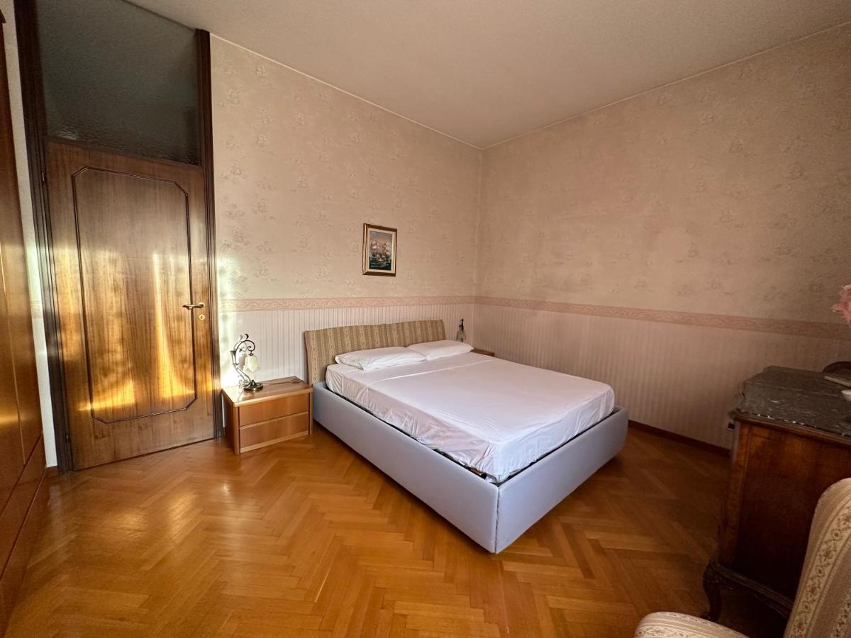 Dehomes - Two Bedrooms, Terrace, Wi-Fi, Tram To Centre & Rho Fiera Milano Ngoại thất bức ảnh