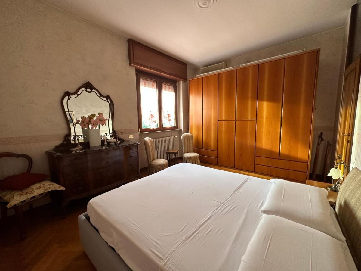 Dehomes - Two Bedrooms, Terrace, Wi-Fi, Tram To Centre & Rho Fiera Milano Ngoại thất bức ảnh