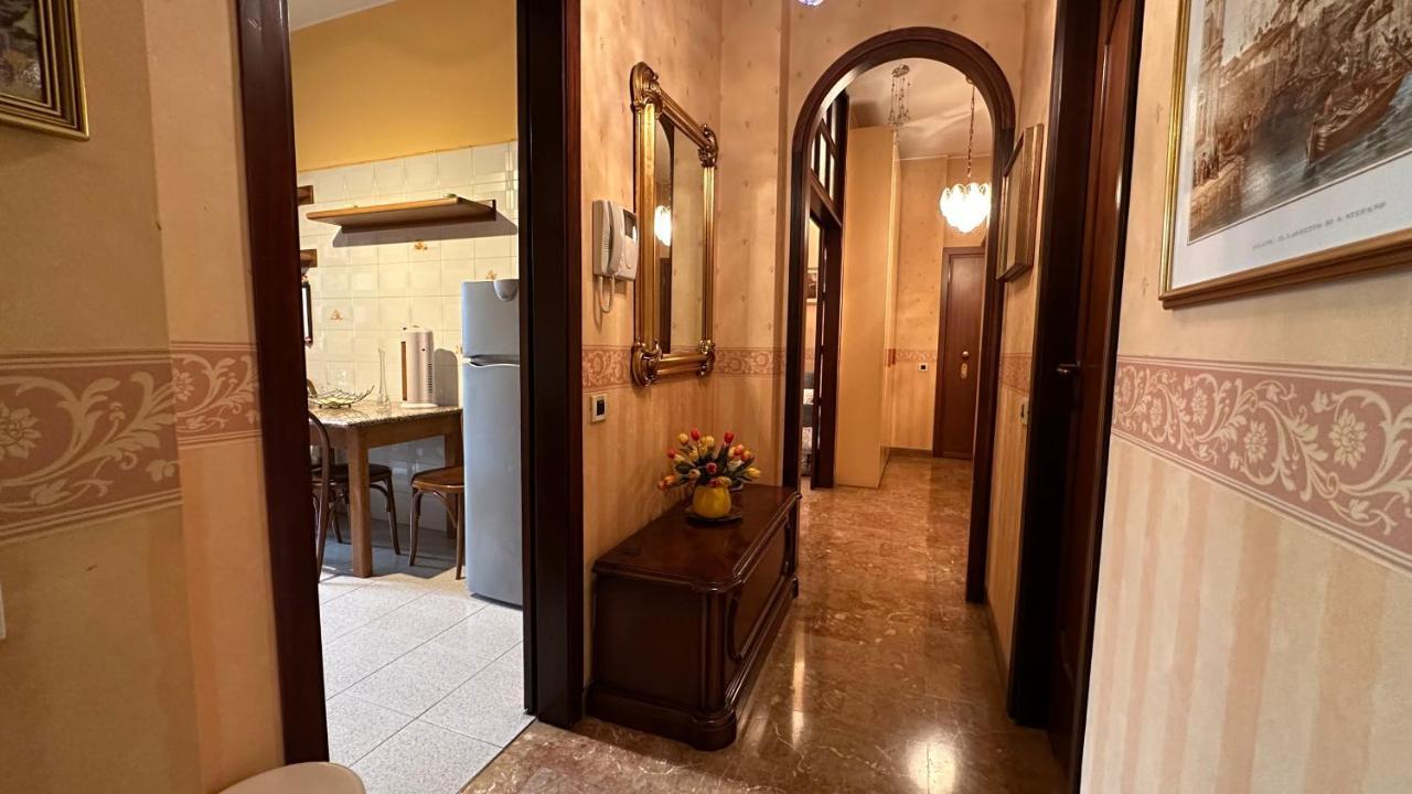 Dehomes - Two Bedrooms, Terrace, Wi-Fi, Tram To Centre & Rho Fiera Milano Ngoại thất bức ảnh