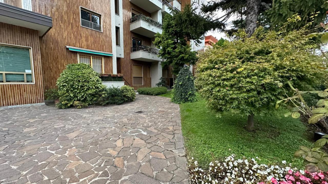 Dehomes - Two Bedrooms, Terrace, Wi-Fi, Tram To Centre & Rho Fiera Milano Ngoại thất bức ảnh