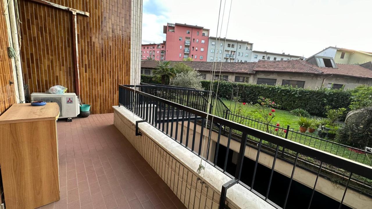Dehomes - Two Bedrooms, Terrace, Wi-Fi, Tram To Centre & Rho Fiera Milano Ngoại thất bức ảnh